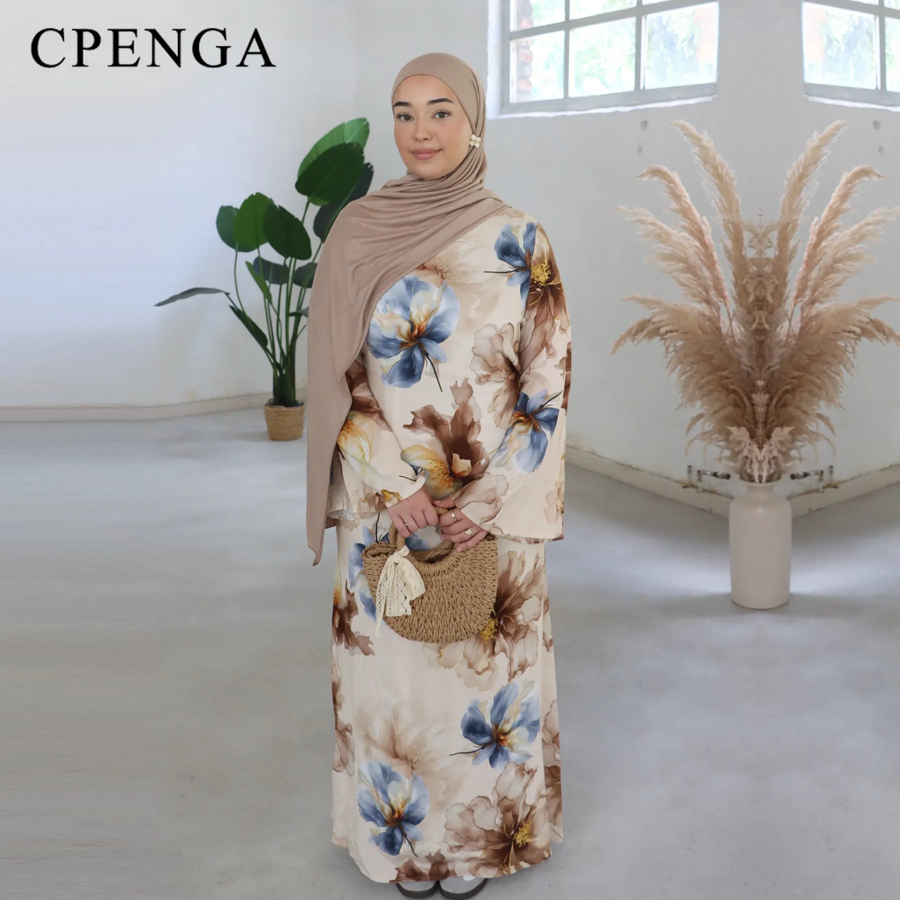 Printed Modest Bell-sleeve Dress with Back Waist Tie for Muslim Women Elegant Dubai Abaya Islamic Holiday Outfit New Turkey Robe