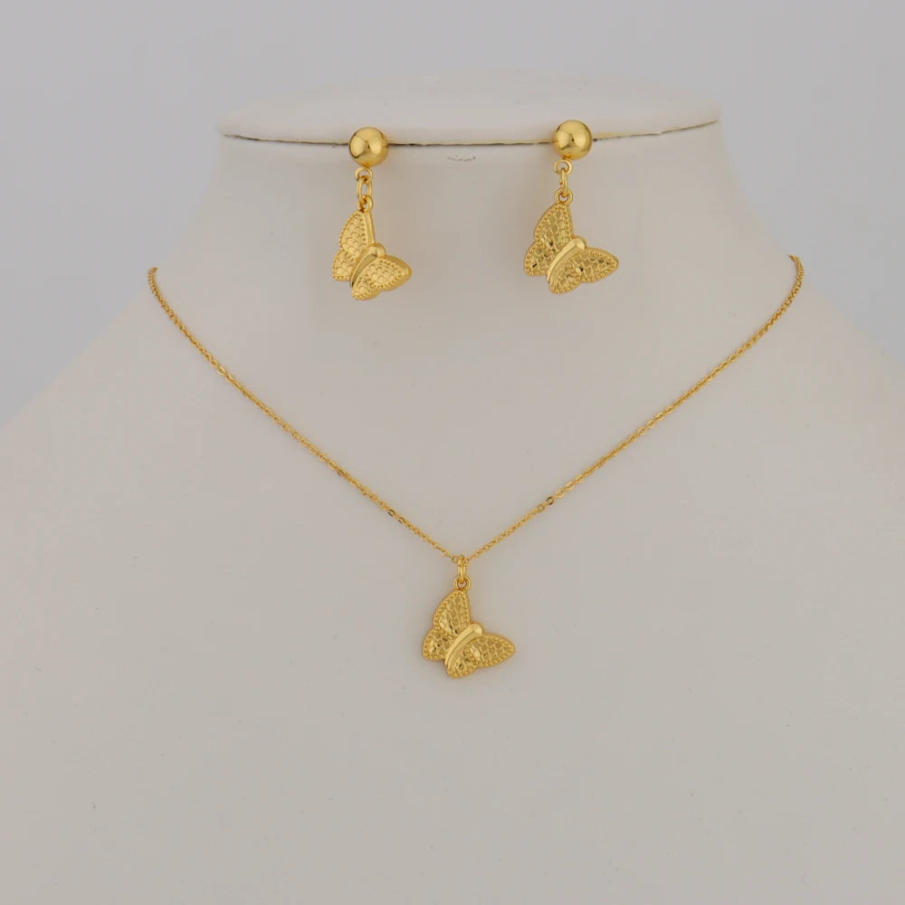 Exquisite Gold Color Butterfly Pendant Necklaces For Women Fashion Light Luxury Gold Color Necklace Earrings Sets Gifts